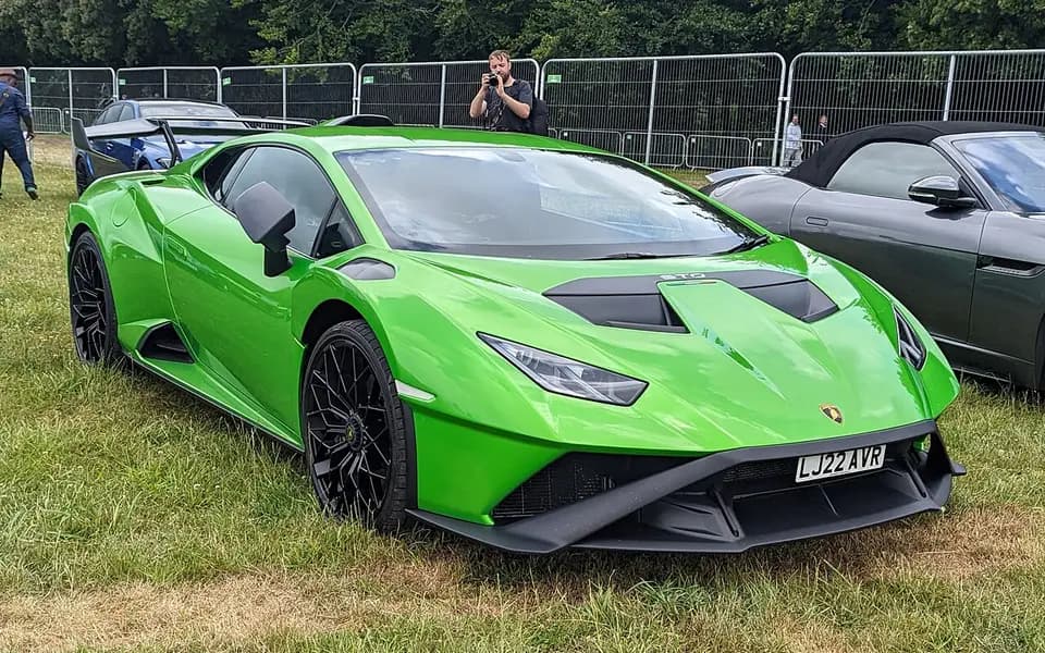 Lamborghini Huracán STO