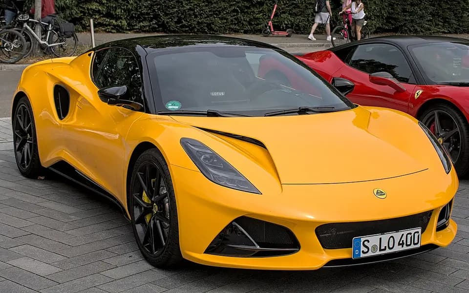 Lotus Emira